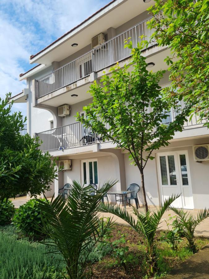Apartments Macaso バール エクステリア 写真