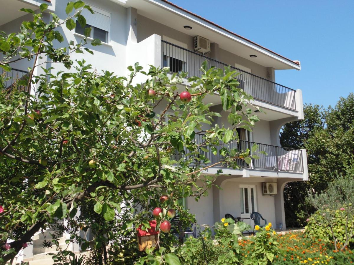 Apartments Macaso バール エクステリア 写真