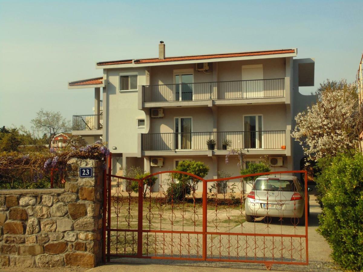 Apartments Macaso バール エクステリア 写真